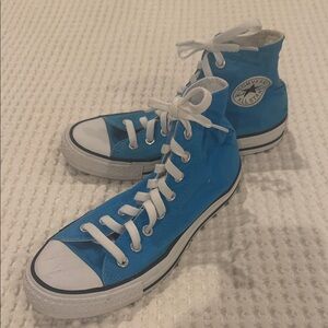 Converse Chuck Taylor All Star Hightops Size 7